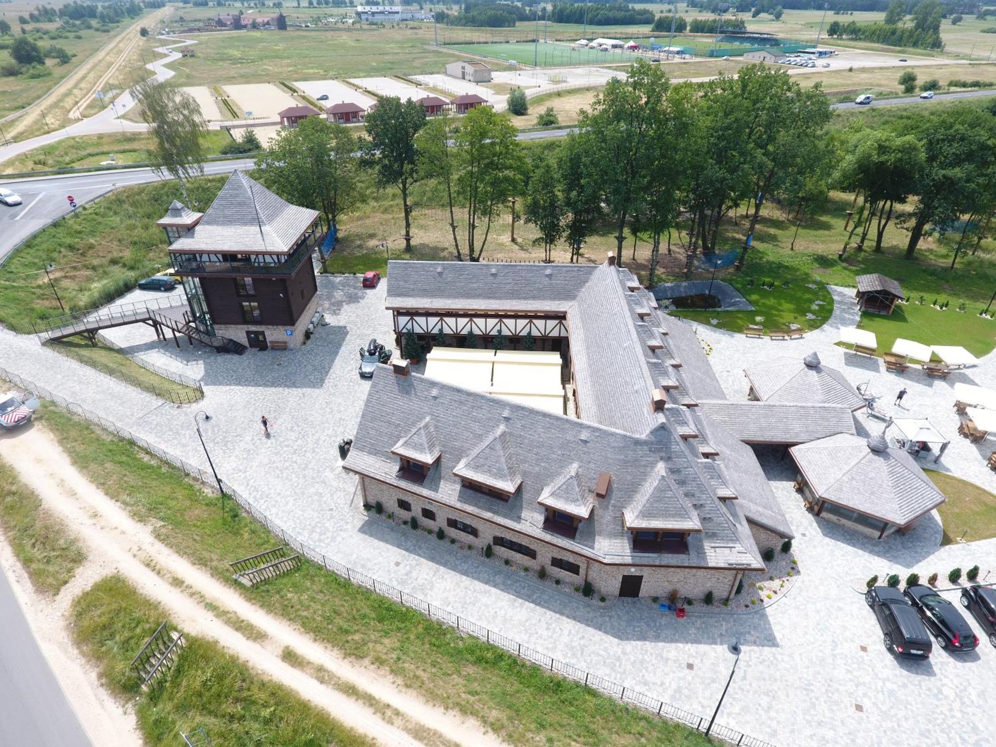 Hotel & Spa **** Kasztel Uniejow Exterior photo